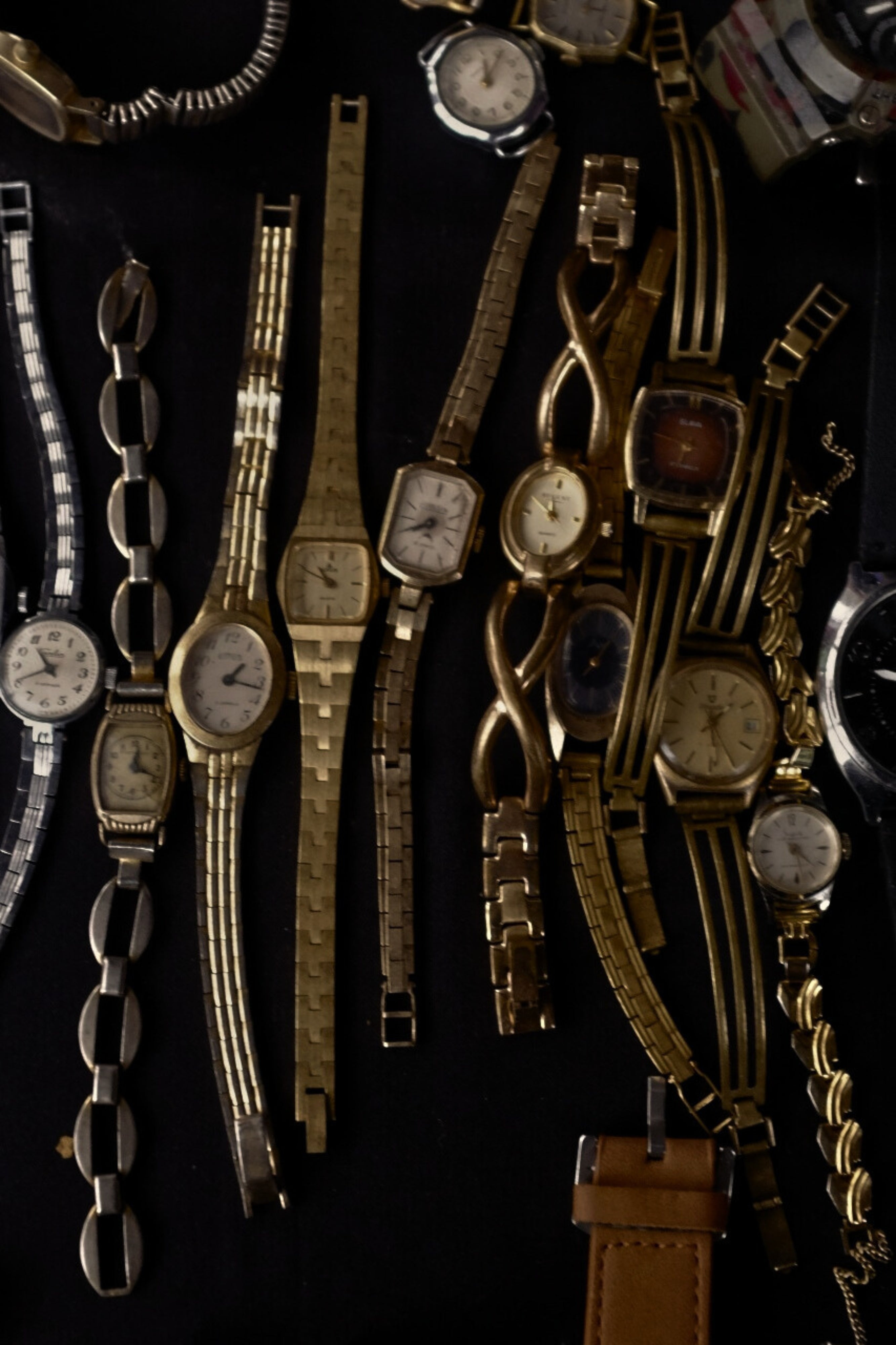 WOMEN WATCHES
