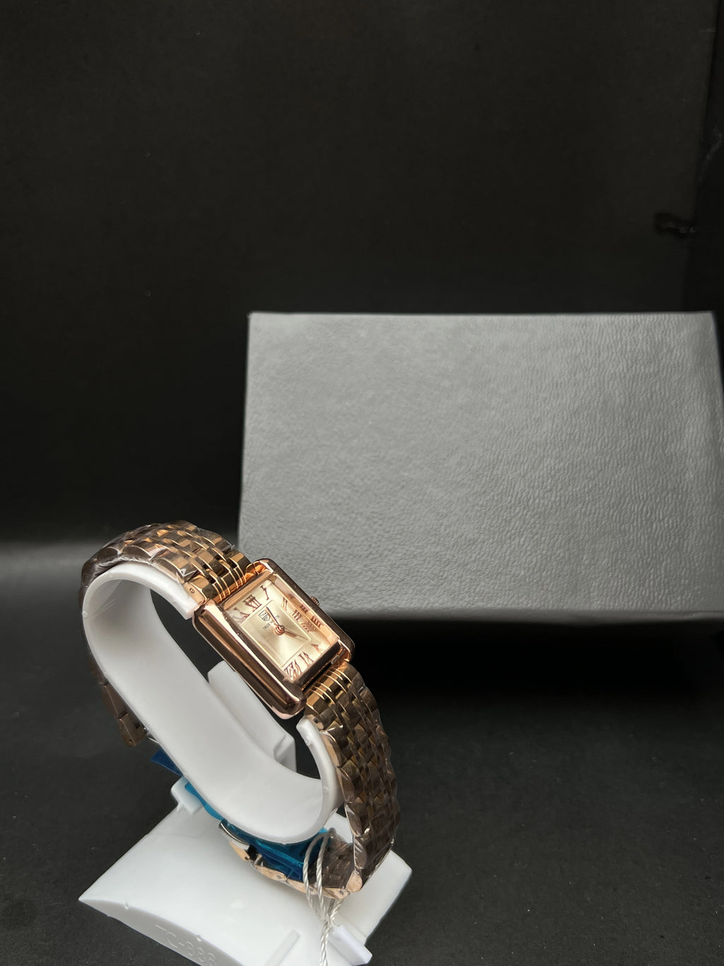 True Worthy Classic Rose Gold Women's Dress Watch